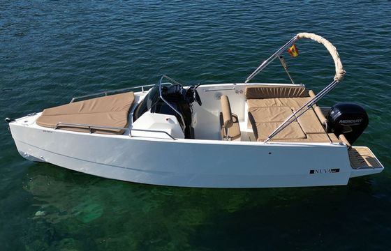 Nuva Yachts M6 Focus