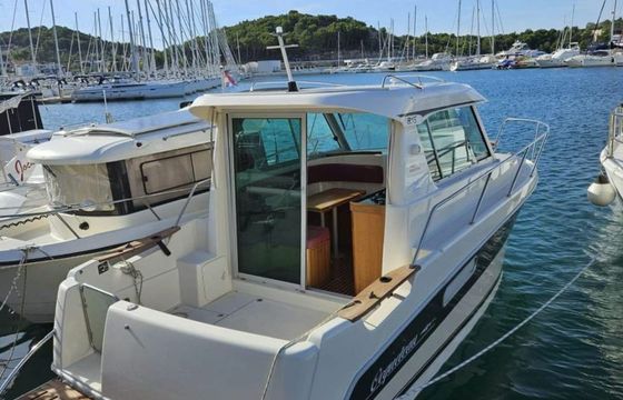 Ocqueteau 815 Range Cruiser