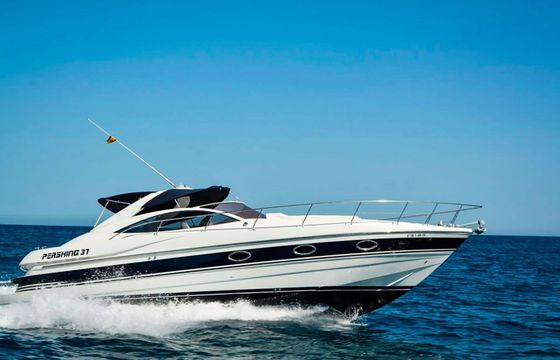 Pershing 37 Miami