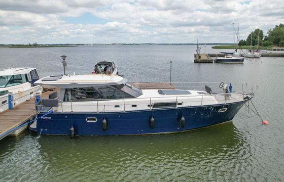 Nautica 1300 Royal