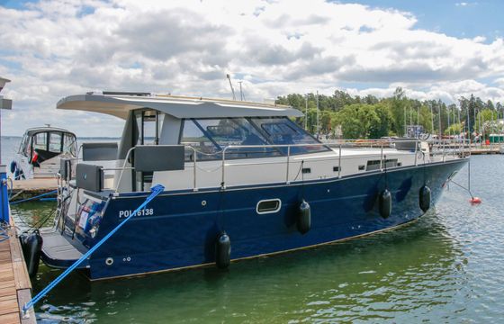 Nautica 1300 Royal