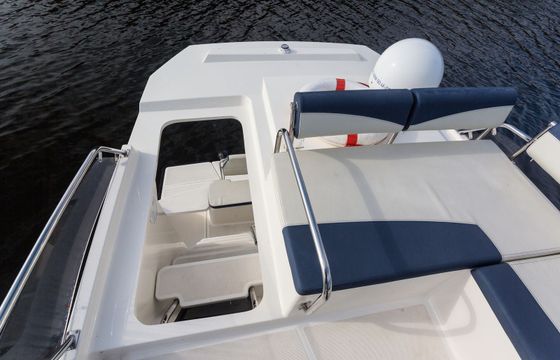 Platinum 989 Flybridge Froher Max