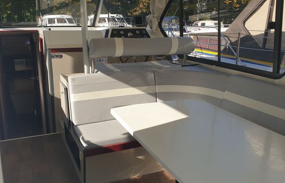 Nicols Sedan 1160 N Harlingen
