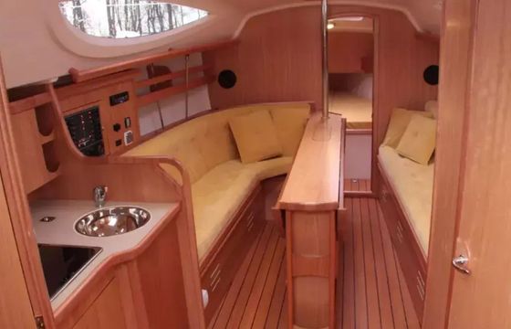 Northman Maxus 33 Atena