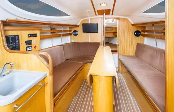 Northman Maxus 33 Atena