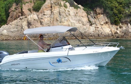 Pacific Craft 670 White Pearl