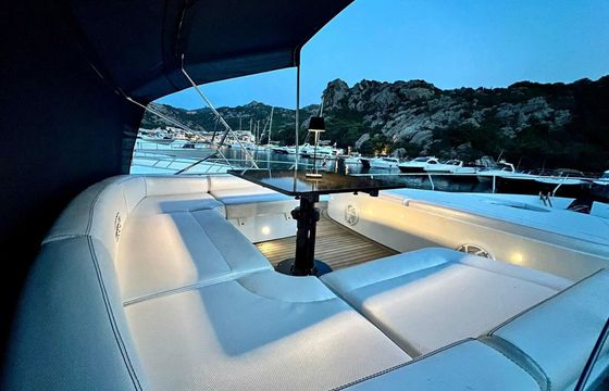 Pershing 80 Thyke 2