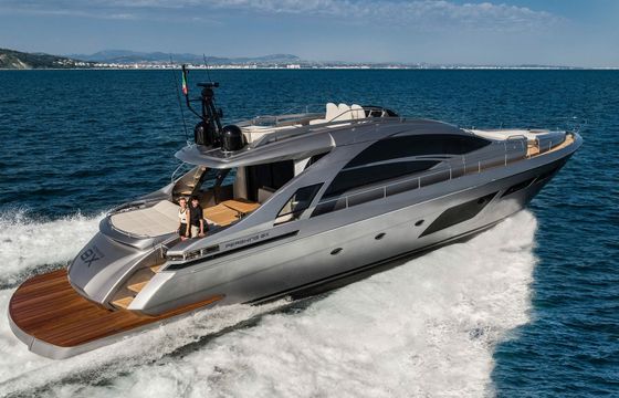 Pershing 8X Walidia 83