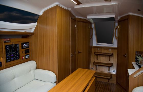Northman Maxus 33.1 Midnight Sun
