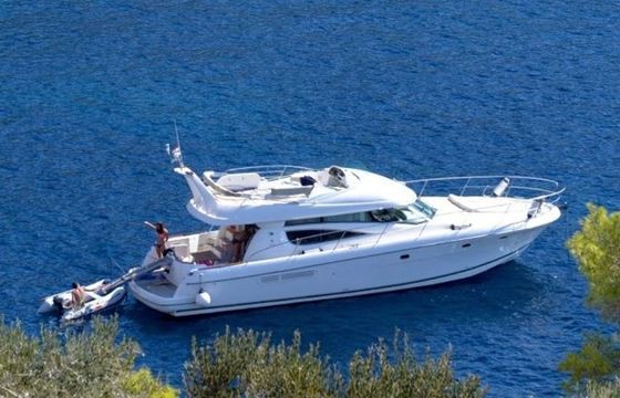 Prestige 46 Cobalt Blu