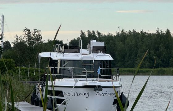 Northman 1050 Trawler Dutch Herring