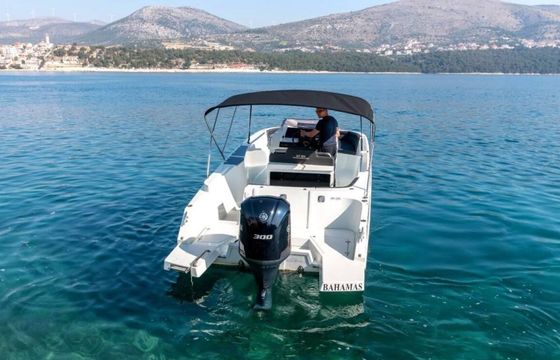 Pacific Craft 27 RX Bahamas