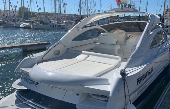 Pershing 37 Just Pershing