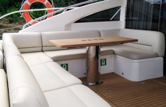 Princess V62 Reignwood Junior