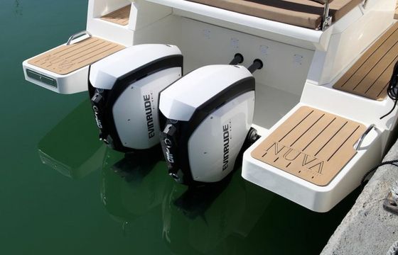 Nuva Yachts M9 Cabin Planac