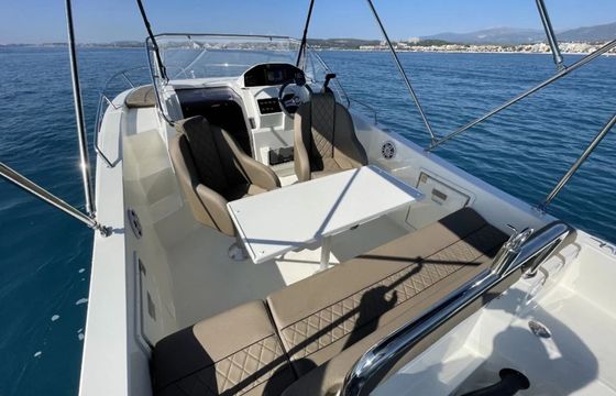 Pacific Craft 700 STITCH