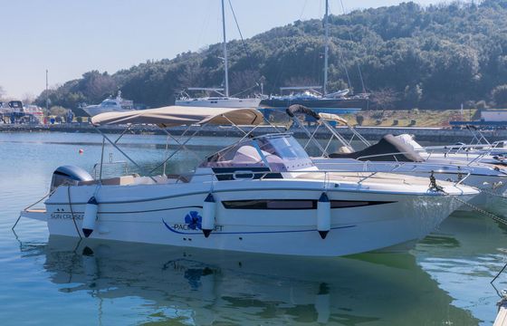 Pacific Craft 750 Sun Cruiser