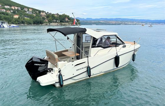 Quicksilver 675 Activ Weekend 23