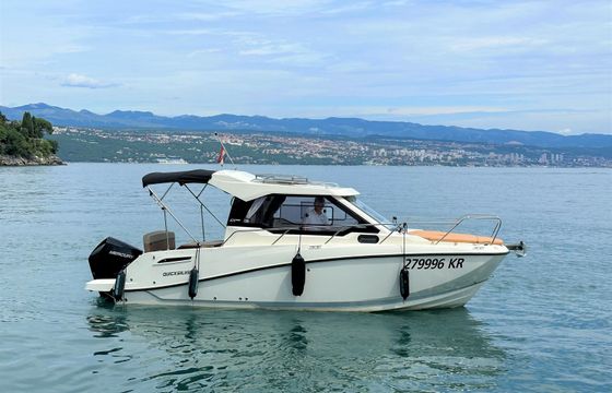 Quicksilver 675 Activ Weekend 23