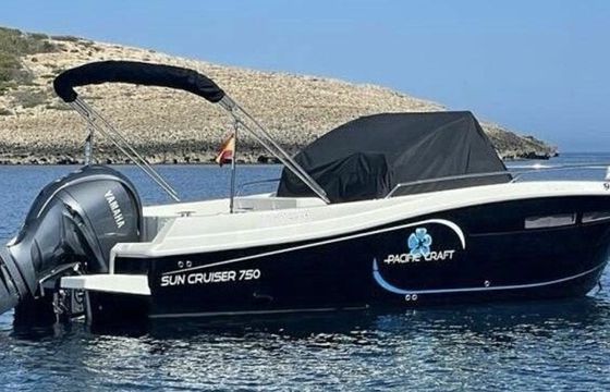 Pacific Craft 750 Sun Cruiser