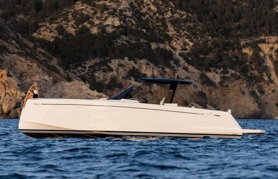 Pardo 38 Navis