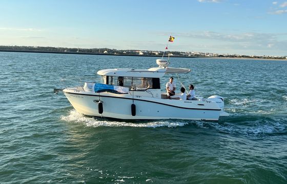Quicksilver Captur 755 Pilothouse Papua