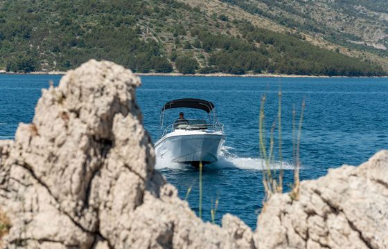 Ranieri Voyager 21S 17