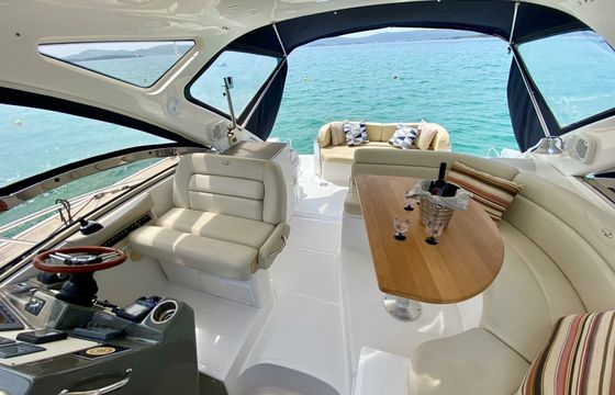 Regal 4460 Commodore Divlji Cvit