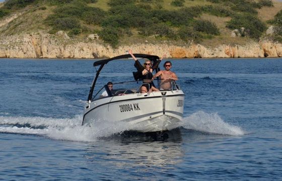 Quicksilver 675 Activ Bowrider