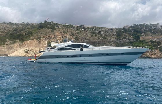 Pershing 76 Nadezhda Omsk