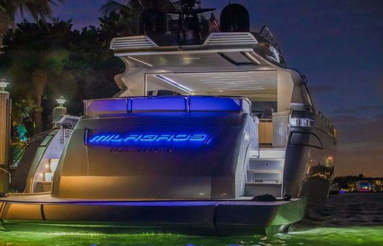 Pershing 82 Milagros