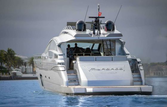 Pershing 82 Milagros