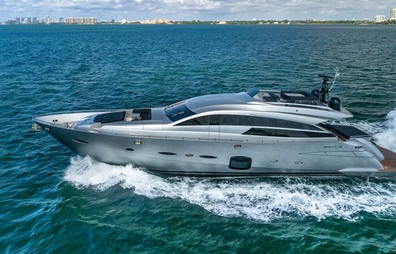 Pershing 92 Arena