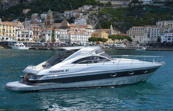 Pershing 37 Allure