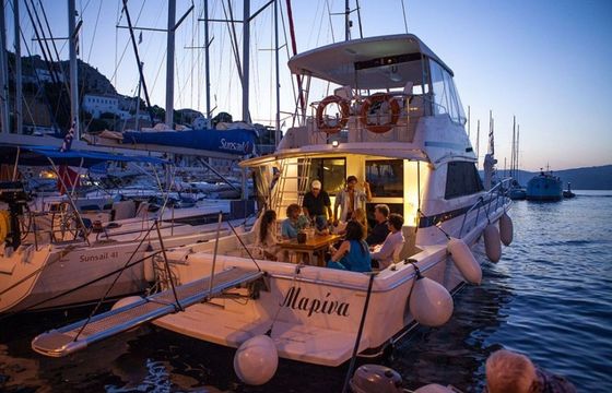 Riviera 48 Marina