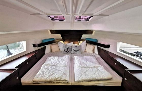 Platinum 989 Flybridge Aurora