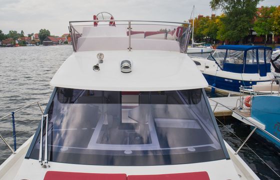 Platinum 989 Flybridge Bellagio