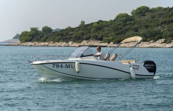 Quicksilver Activ 605 Sundeck 18