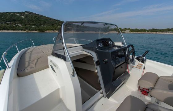 Quicksilver Activ 605 Sundeck 18