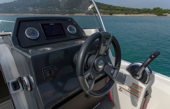 Quicksilver Activ 605 Sundeck 18