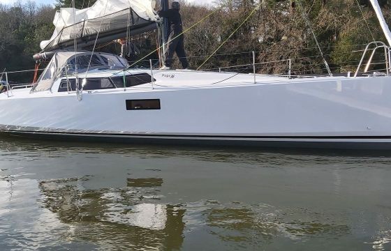 Pogo 36 Silver Wave