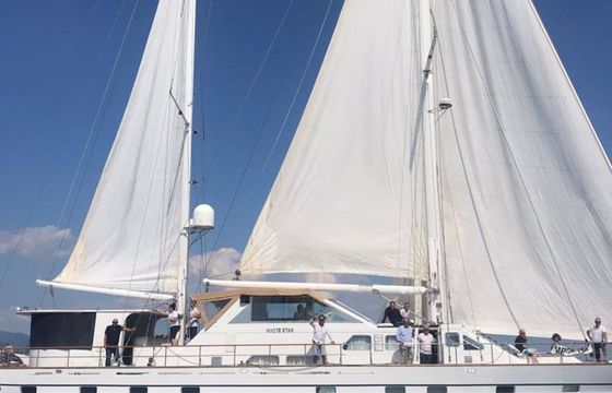 Porsius Motorsailer White Star