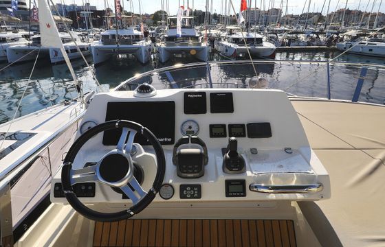 Prestige 460 Fly Ferus