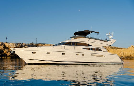Princess 61 Fly Mona