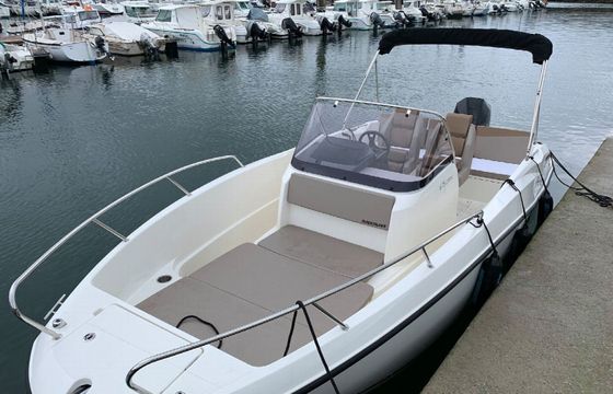 Quicksilver 675 Activ Quick 1