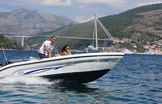 Ranieri Voyager 17 08