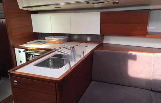 Salona 38 Cherry