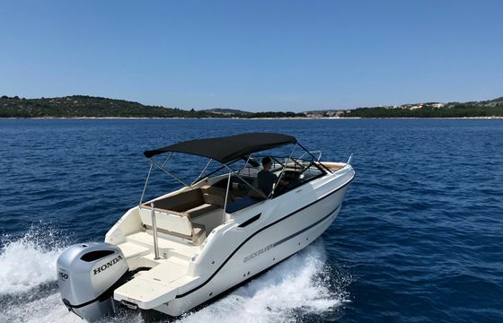 Quicksilver 755 Bowrider
