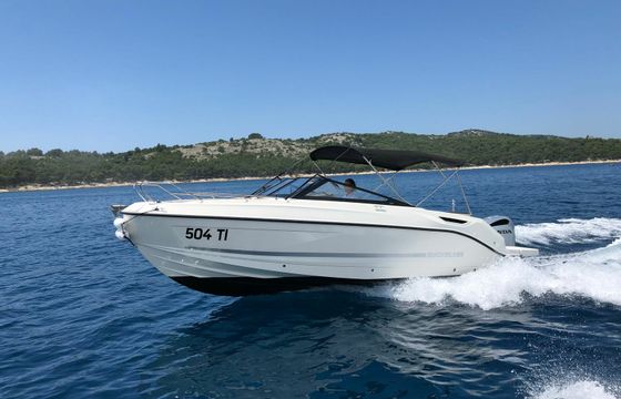 Quicksilver 755 Bowrider