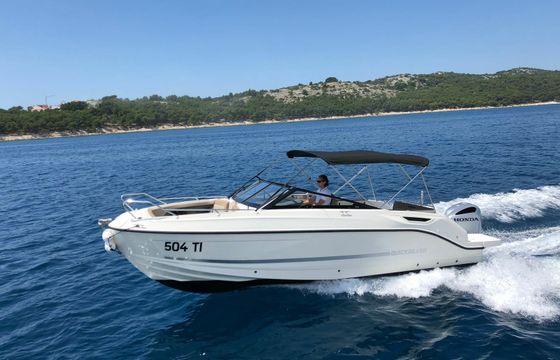 Quicksilver 755 Bowrider